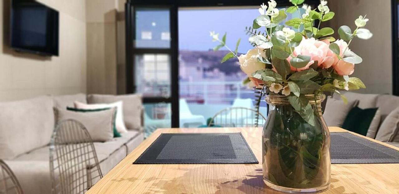 Limani Luxury Apartments Beachfront Σαράντα Εξωτερικό φωτογραφία