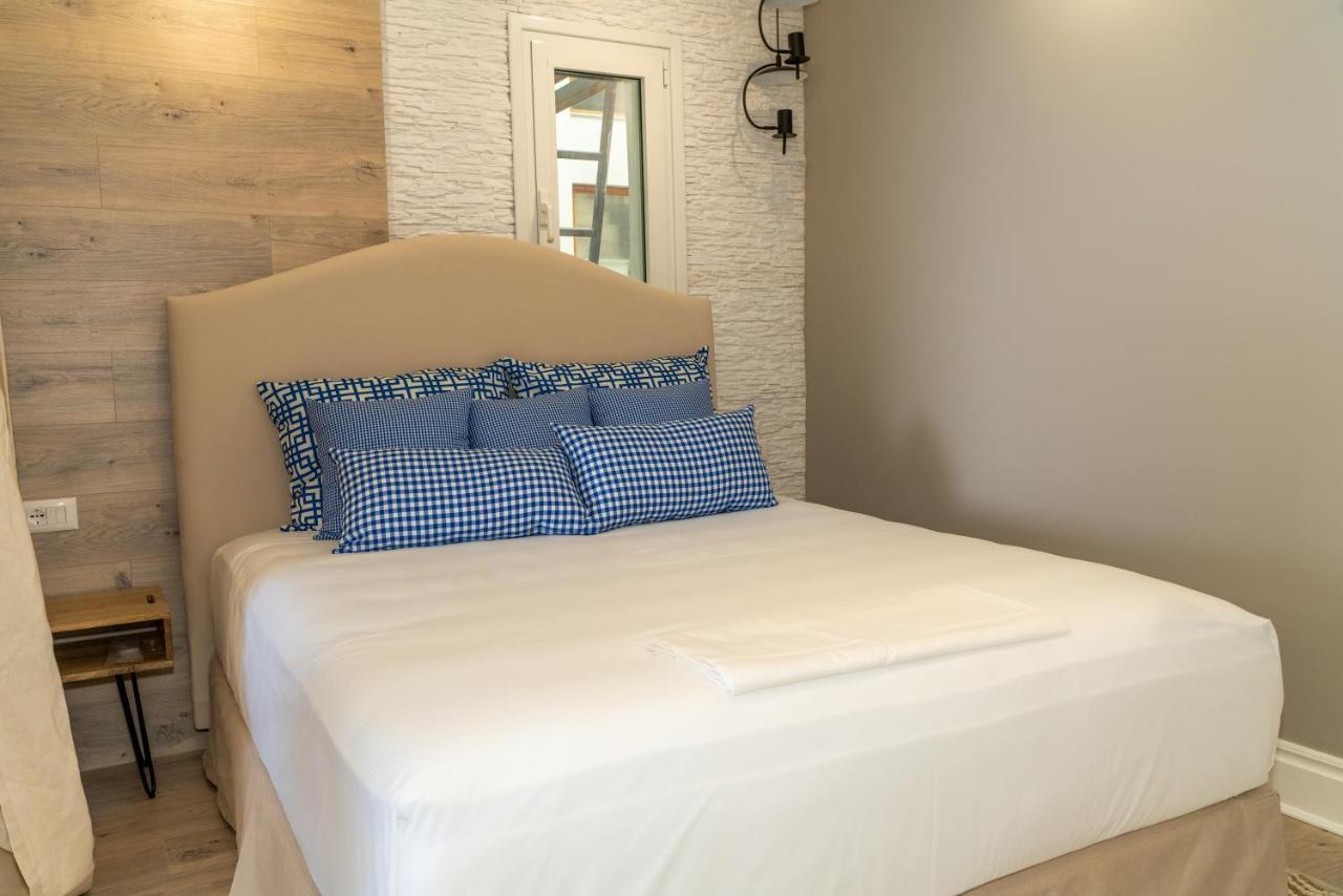 Limani Luxury Apartments Beachfront Σαράντα Εξωτερικό φωτογραφία
