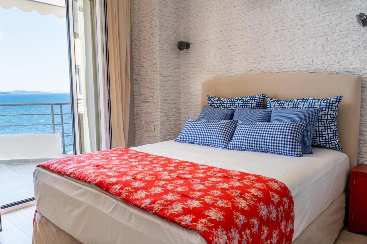 Limani Luxury Apartments Beachfront Σαράντα Εξωτερικό φωτογραφία