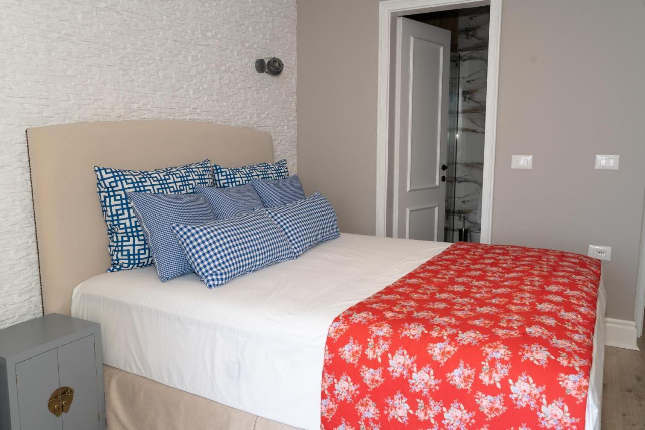 Limani Luxury Apartments Beachfront Σαράντα Εξωτερικό φωτογραφία
