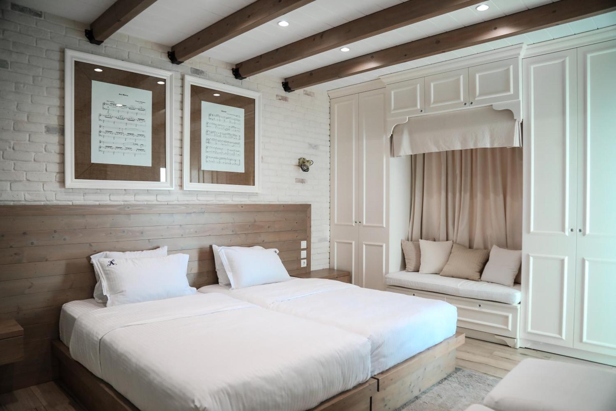 Limani Luxury Apartments Beachfront Σαράντα Εξωτερικό φωτογραφία
