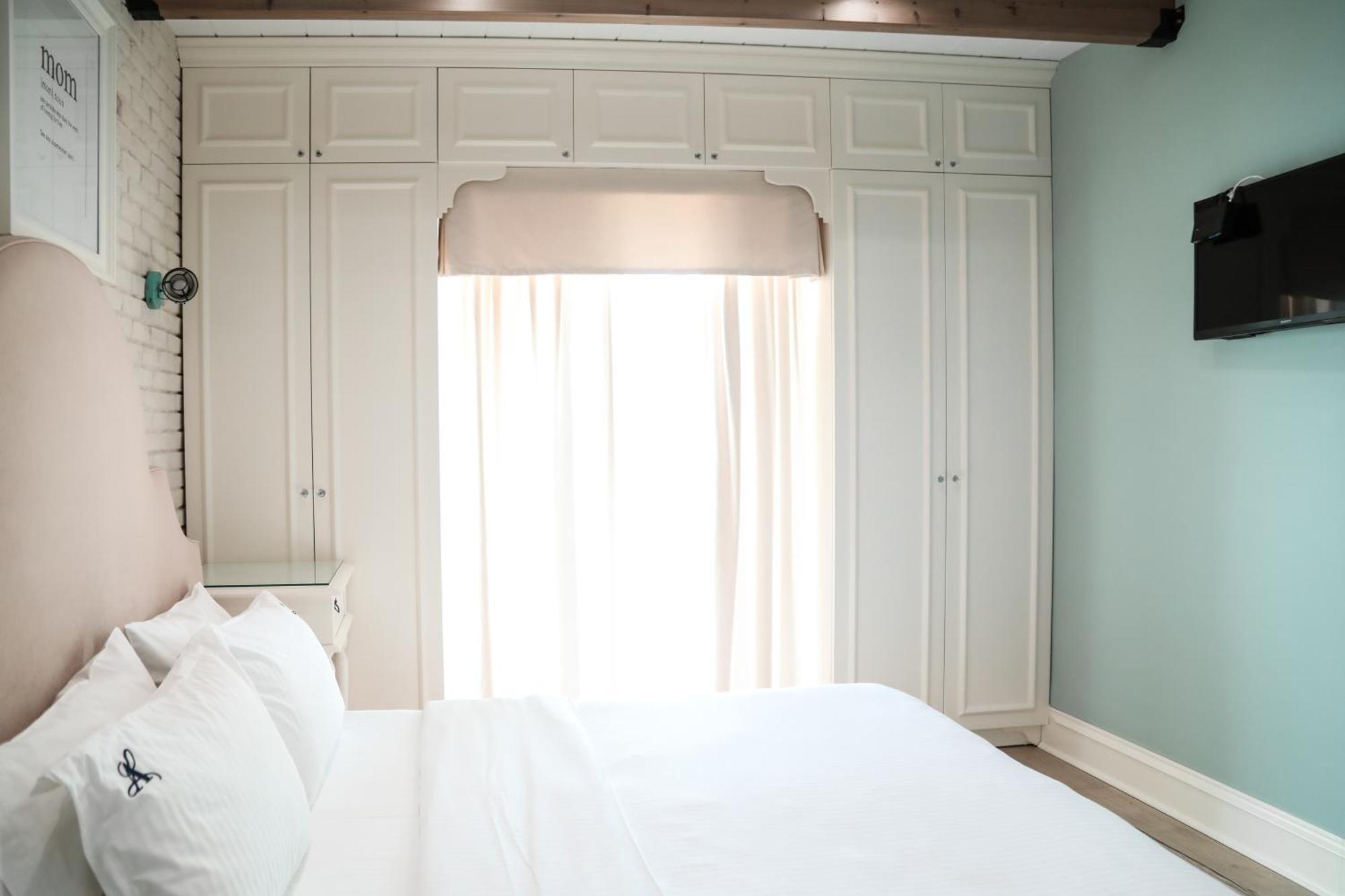 Limani Luxury Apartments Beachfront Σαράντα Εξωτερικό φωτογραφία