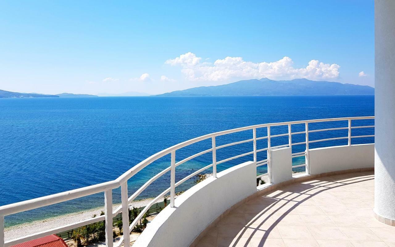 Limani Luxury Apartments Beachfront Σαράντα Εξωτερικό φωτογραφία